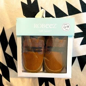 NWT Robeez Soft Sole baby boy shoes